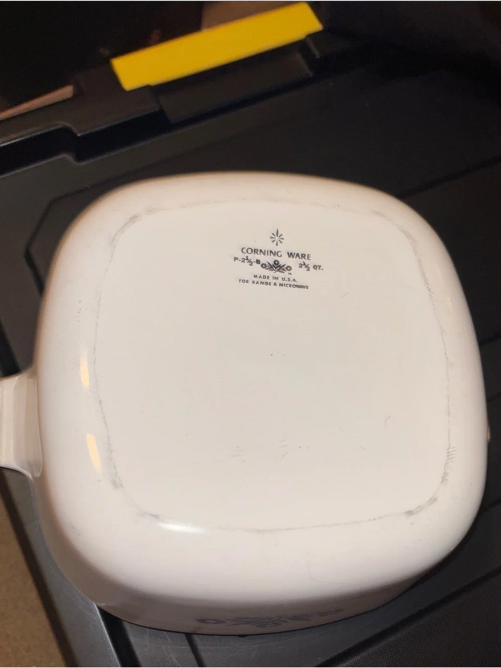Corningware White Casserole Blue Floral Pattern Glass Lid Vintage 2.5 qt